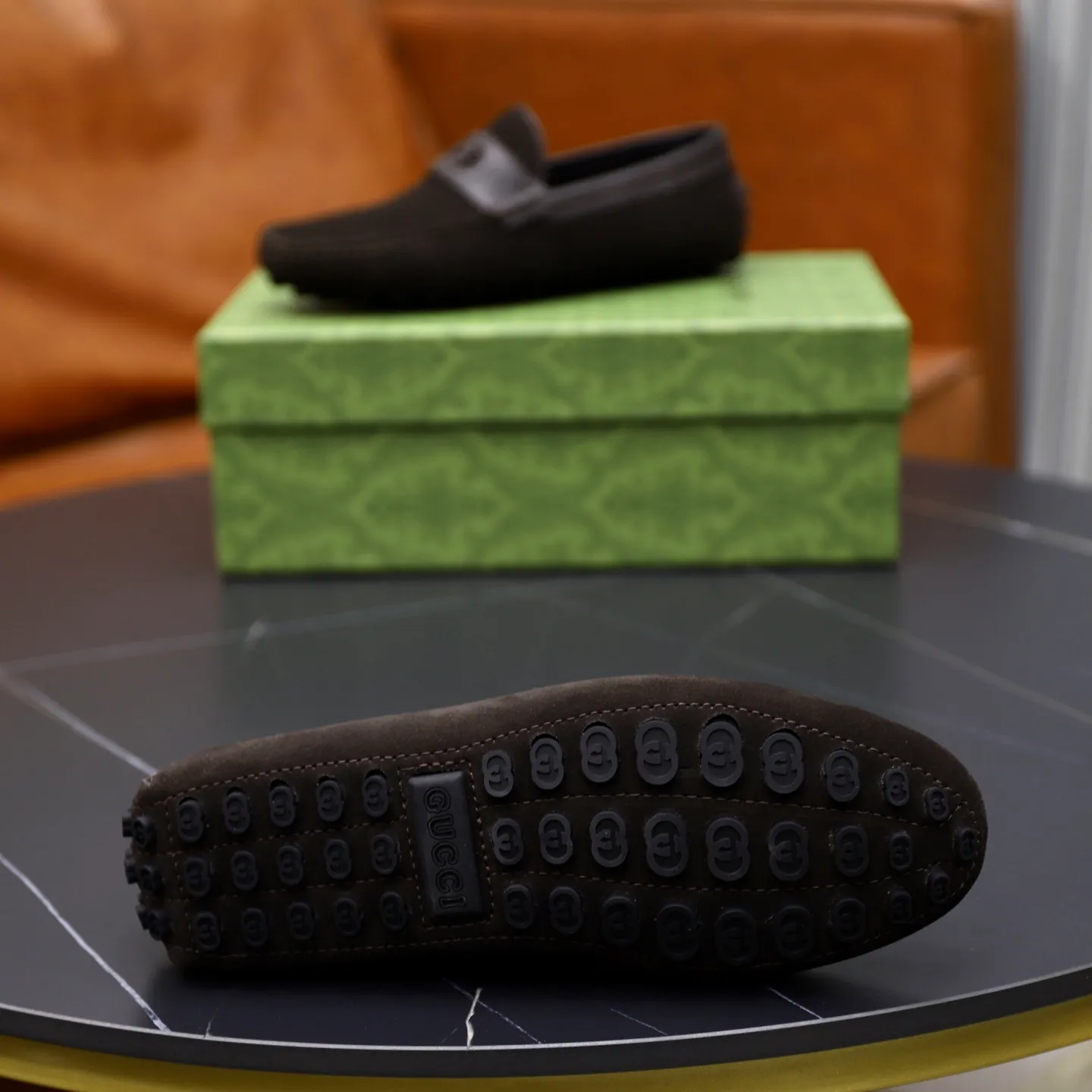 Ex-factory price: 460💰[GUCCI] Gucci ⚠️High-end men’s driving and pedal series ⚠️38-44 (customized for 45) ⚠️All original cowhide leather! Thick and soft! Made entirely of calfskin lining! Rubber sheet anti-slip beanie sole! Three-dimensional package technology! Fashionable and classic! Handicrafts! Original high quality! Feel free to compare!